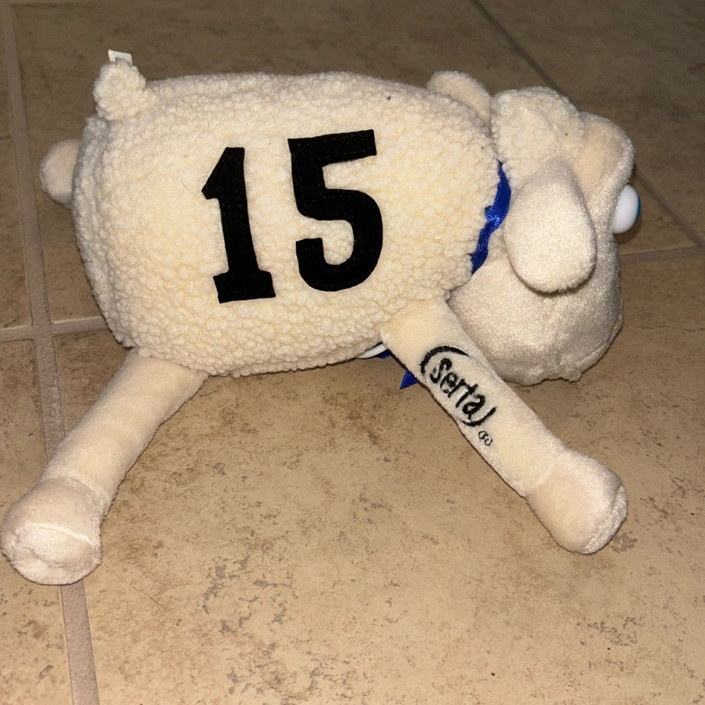 Serta Counting Sheep. 🐑💤 #15